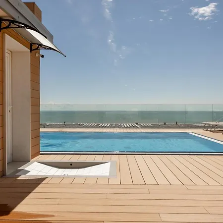Monaco 3*