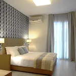 Monaco קאורלה