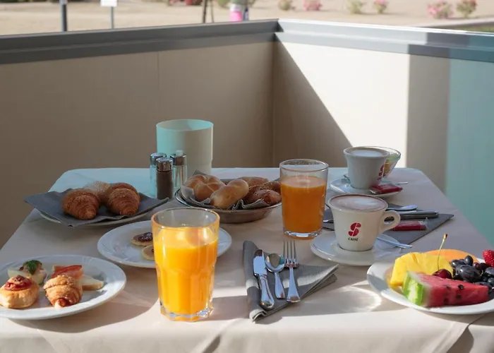 Ξενοδοχείο Monaco Καόρλε