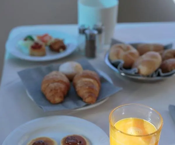 Ξενοδοχείο Monaco Καόρλε